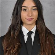 Doy clases de apoyo escolar, ESO, bachillerato, inglés, así como de asignaturas del Grado en Derecho y el Máster de abogacía